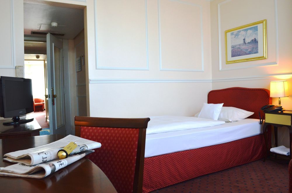 Centro Hotel Bristol Βόννη Εξωτερικό φωτογραφία