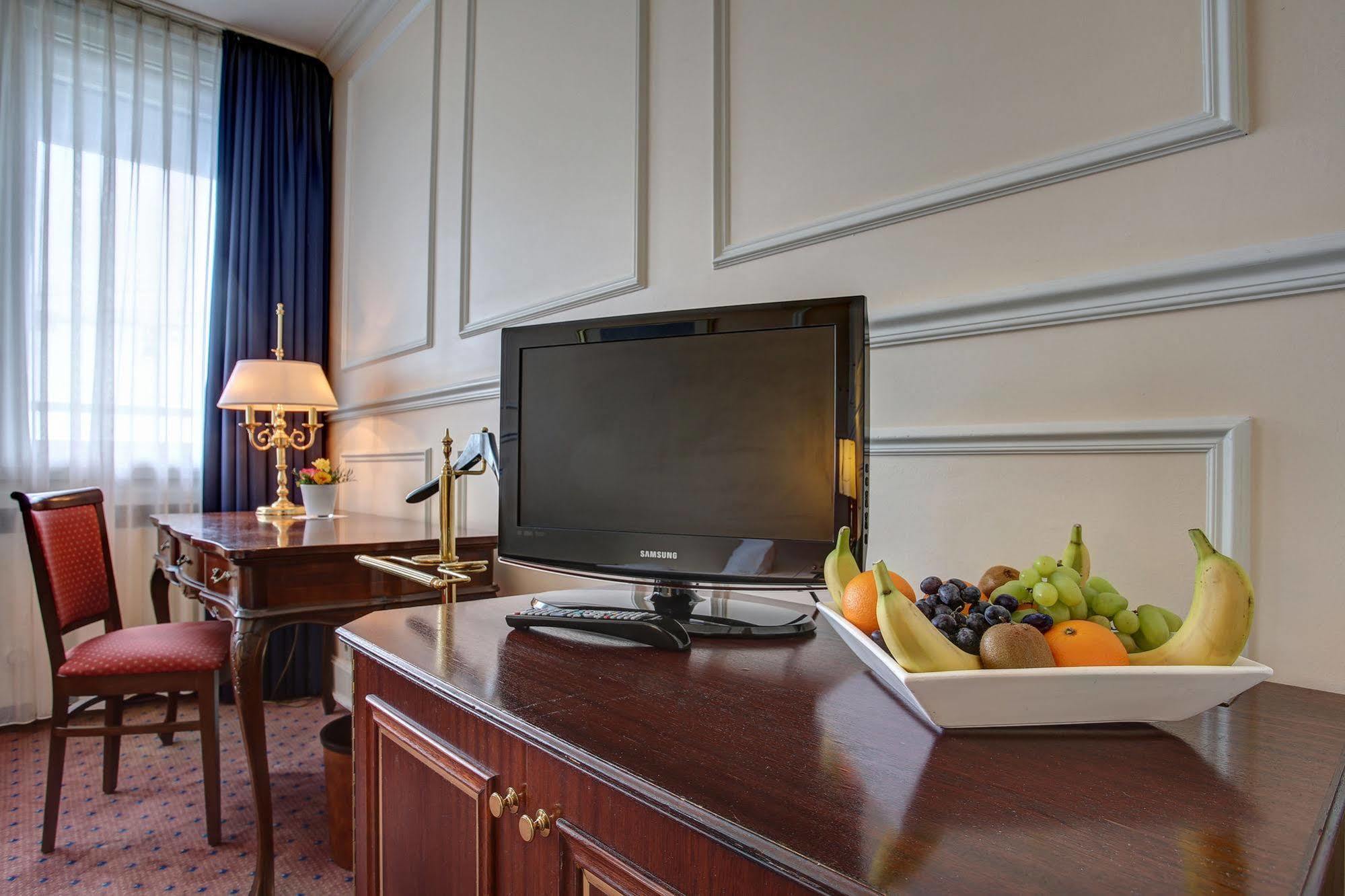 Centro Hotel Bristol Βόννη Εξωτερικό φωτογραφία