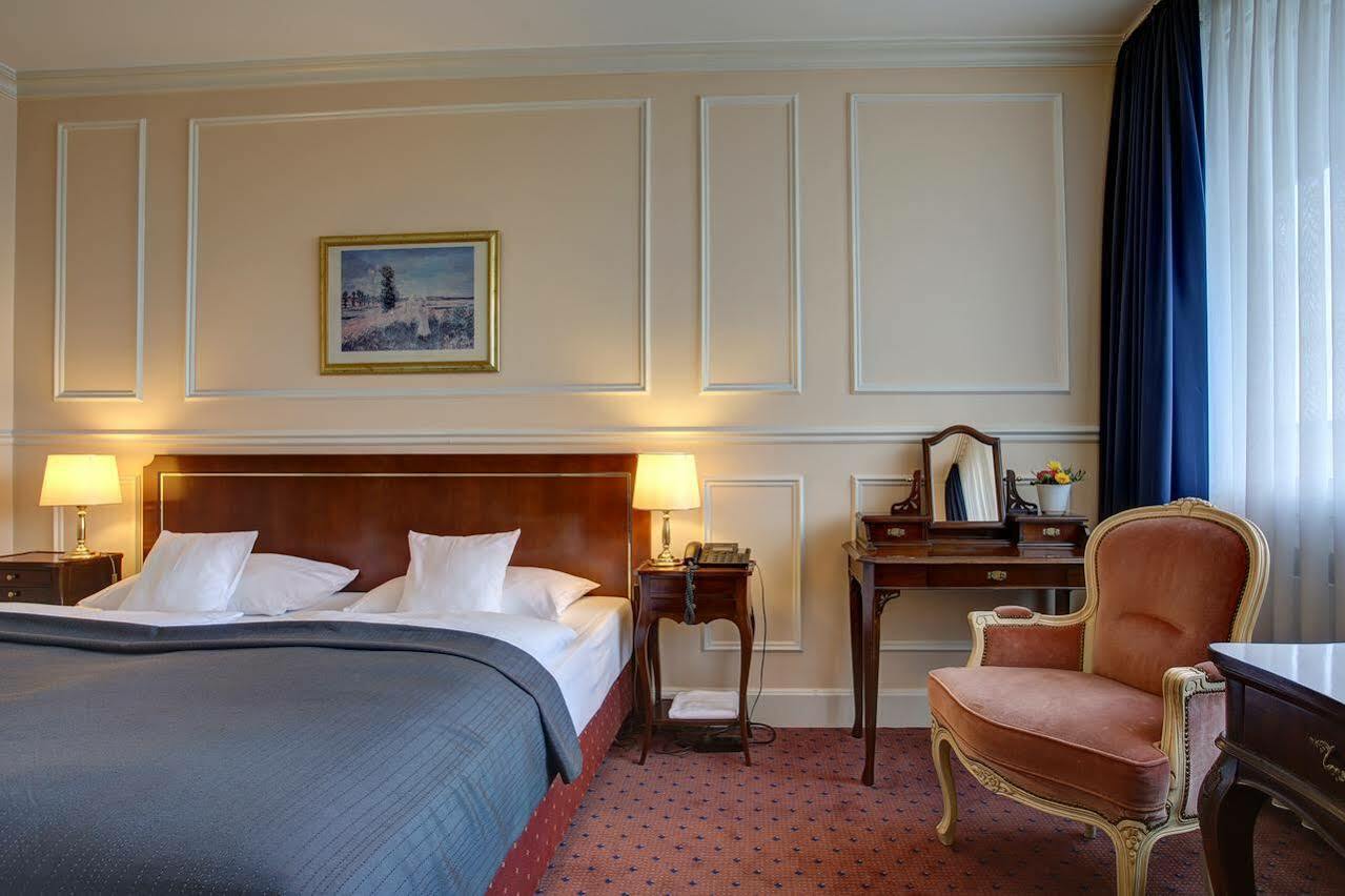 Centro Hotel Bristol Βόννη Εξωτερικό φωτογραφία