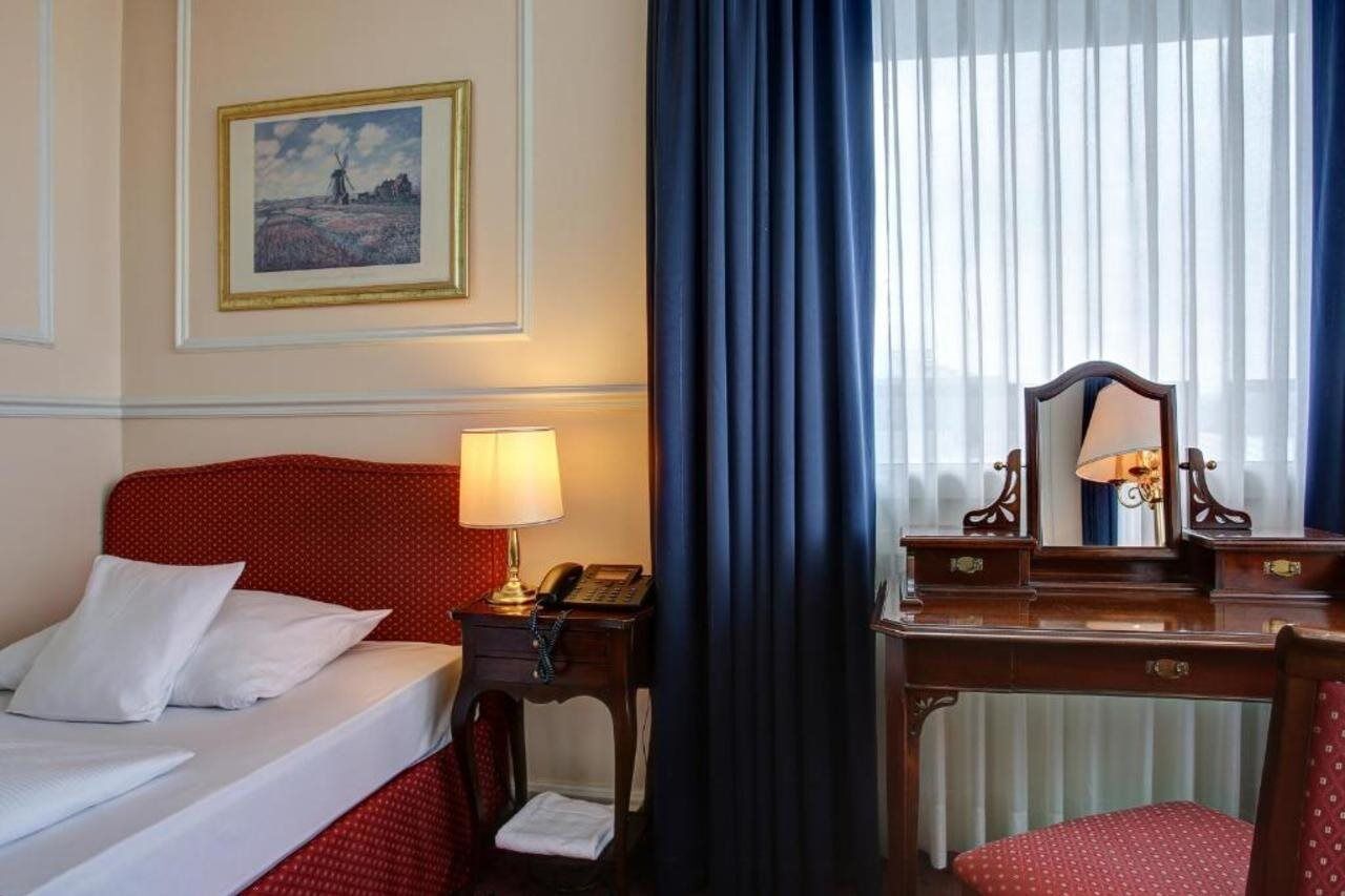 Centro Hotel Bristol Βόννη Εξωτερικό φωτογραφία